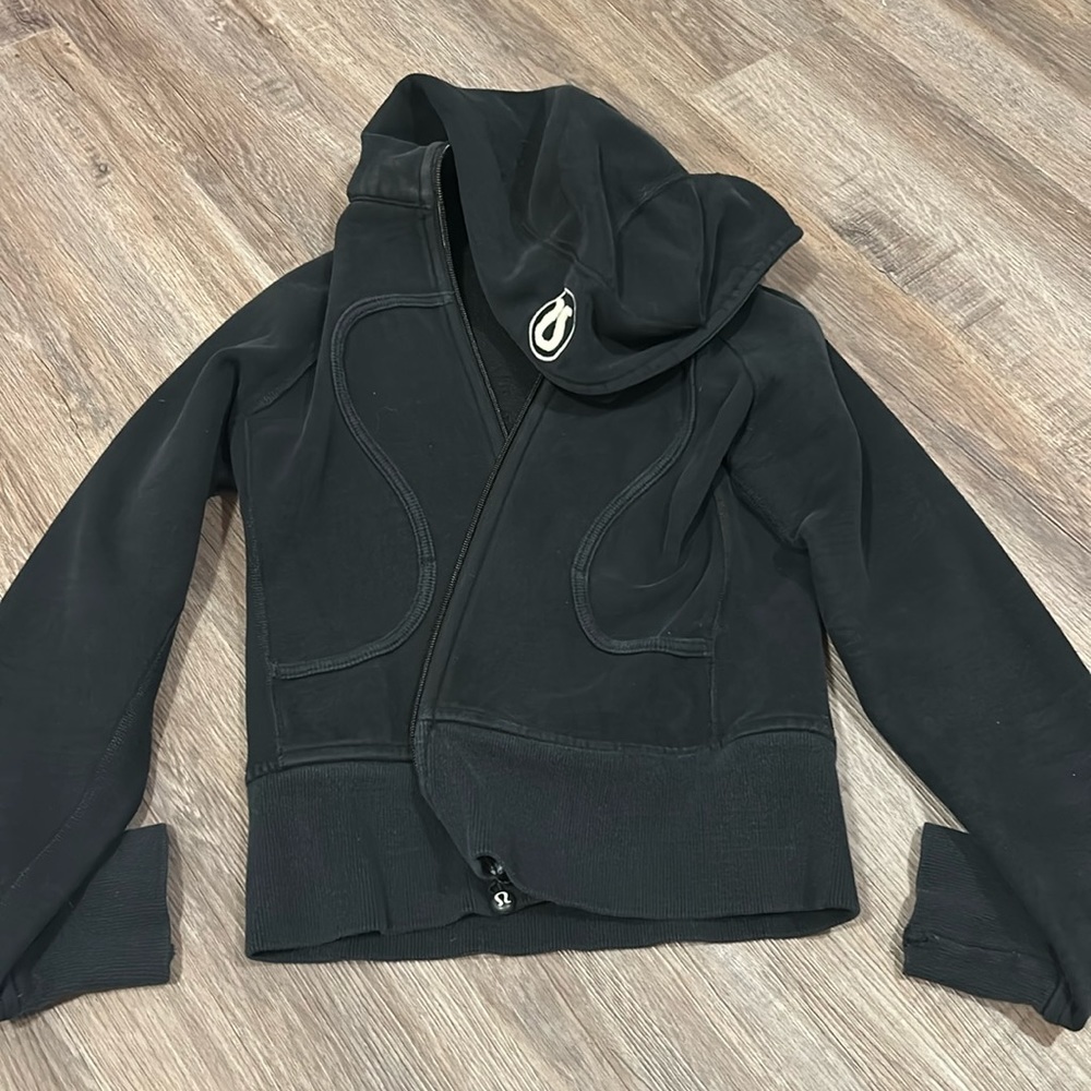 Lululemon fiull length scuba sip up size 4